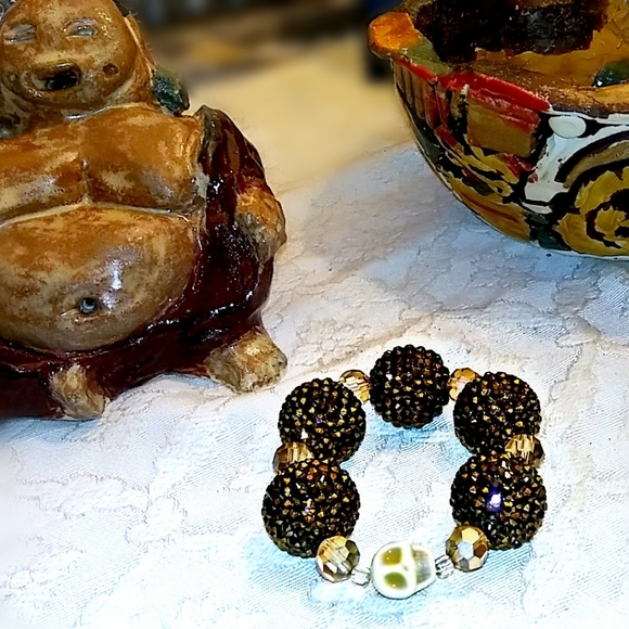 Beaded Bracelet - Picture 2 of 6